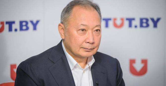 Александр Лукашенко - Курманбек Бакиев - Бакиеву - 70. Живет в Лебяжьем, выучил белорусский, путешествует - udf.by - Россия - Белоруссия - Киргизия - Бишкек