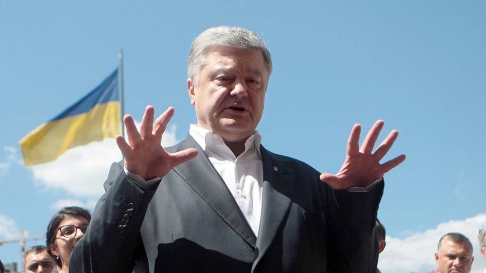 Владимир Зеленский - Петр Порошенко - Виктор Янукович - Михаил Погребинский - Александр Охрименко - СМИ сообщают, что Порошенко обратился к лоббистам США для защиты от уголовных дел - riafan.ru - Россия - США - Украина - Киев - Вашингтон - Лондон - Турция - ДНР - ЛНР