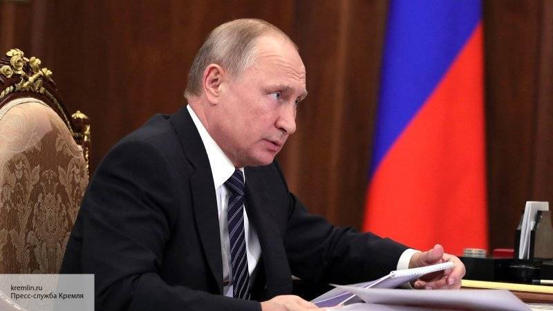 Владимир Путин - Путин наградил медалью жительницу Чувашии за спасение ребенка - politros.com - Россия - респ. Чувашия