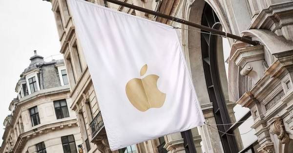 Apple отчиталась о провальных продажах iPhone и взрывном росте сервисов - cnews.ru - Россия
