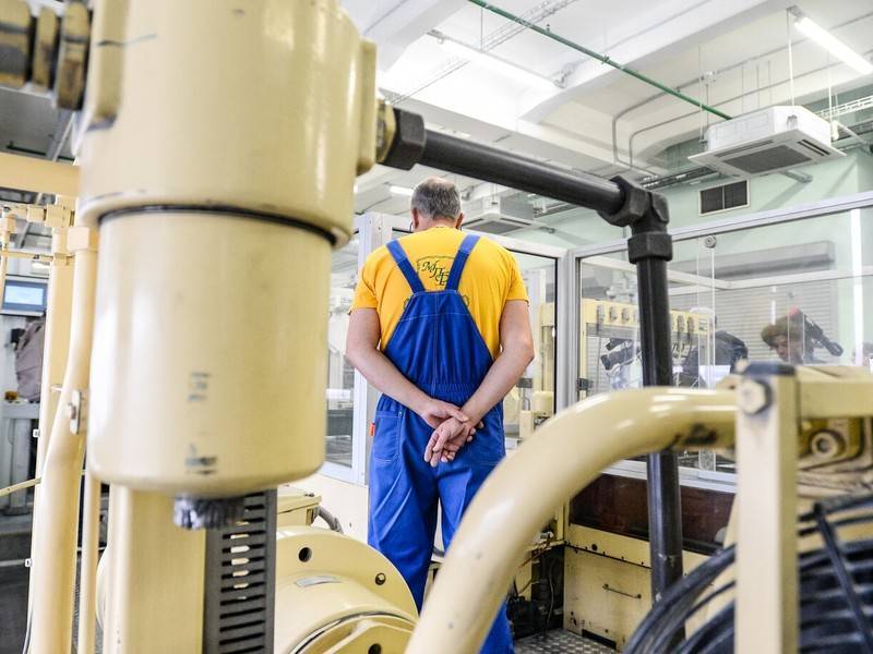 Россияне в поисках работы готовы жертвовать соцпакетом ради зарплаты - news.ru - Россия