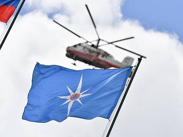 МЧС отправило вертолет на поиск пропавших в Карелии байдарочников - polit.ru - Санкт-Петербург - Карелия - Санкт-Петербург