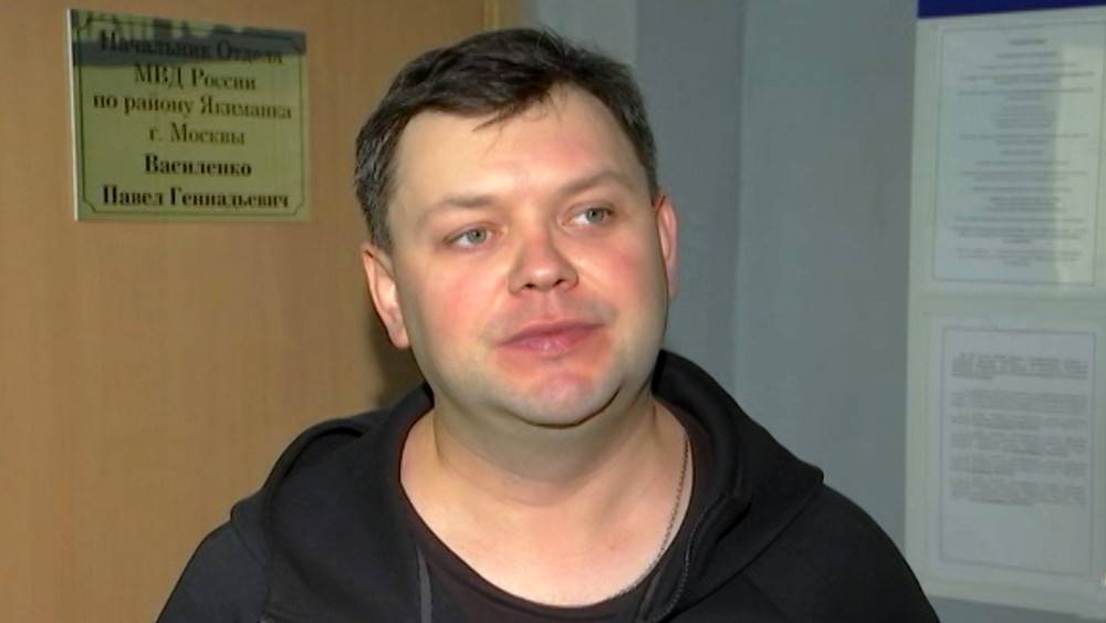 Михаил Галустян - Юрий Титов - Максим Аверин - Актер "Современника" поплатился за пародию на пьяного полицейского - tvc.ru - Москва - Россия