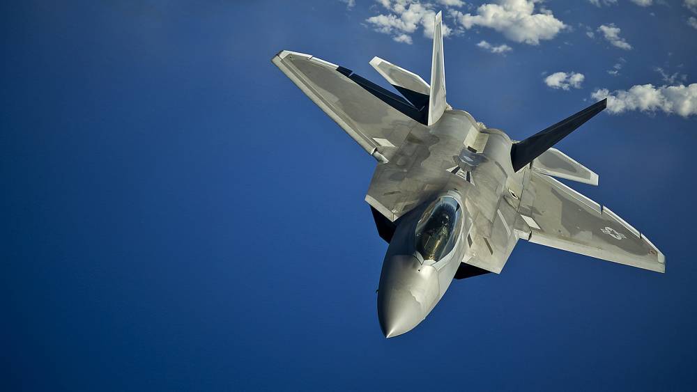 Дональд Трамп - Американские истребители пятого поколения F-22 оказались беззащитны перед коррозией - politexpert.net - Россия - США - штат Висконсин