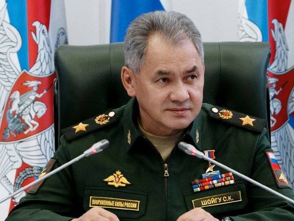 Сергей Шойгу - Владимир Путин - Шойгу подписал приказ о надбавке в 50% контрактникам - polit.ru - Россия