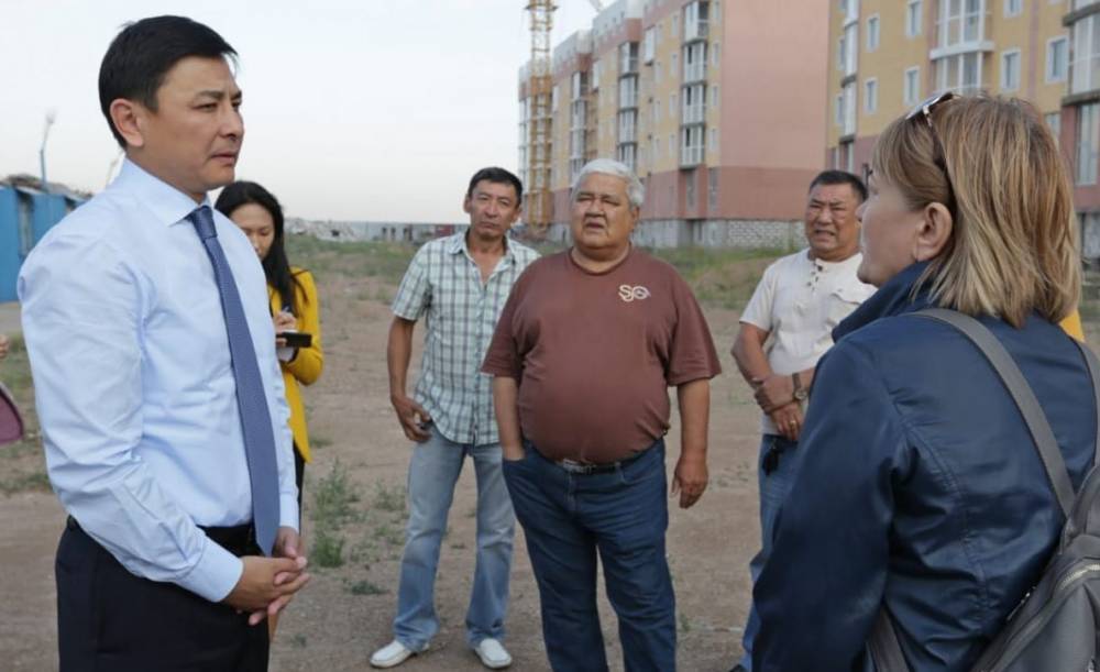 "Места в паркинге продали как квартиры": дольщики - Кульгинову (фото) - nur.kz - респ. Алтай