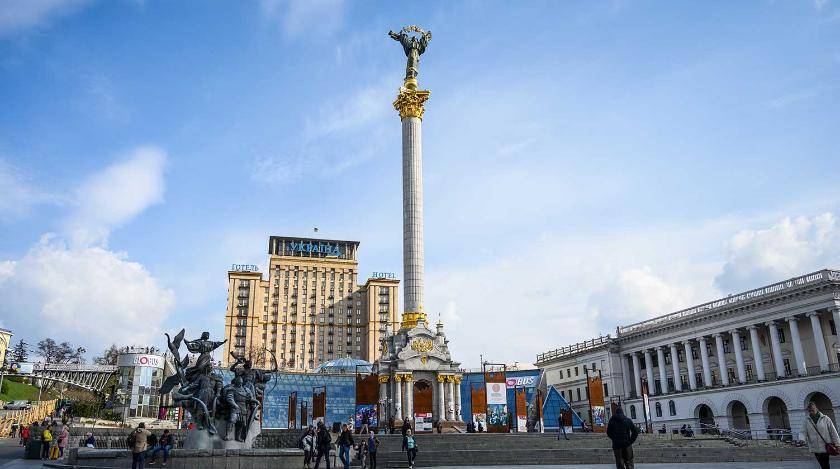 Владимир Зеленский - Андрей Герус - Бюджет Украины поправит продукция из России - utro.ru - Россия - Украина - Киев