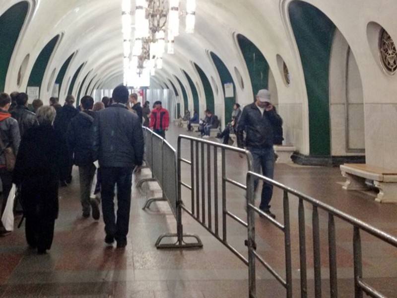 Входы и выходы станций метро около ВДНХ могут временно ограничить - news.ru - Москва