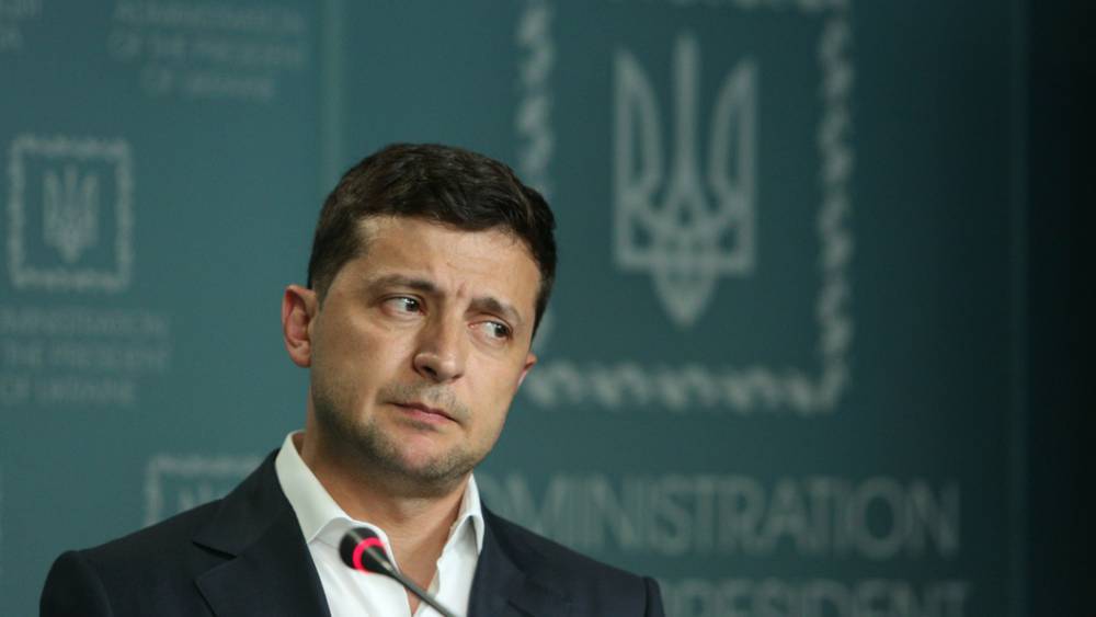 Владимир Зеленский - Андрей Богдан - Игорь Коломойский - После скандала с главой офиса Зеленского распрощались журналисты - tsargrad.tv - Украина - Киев