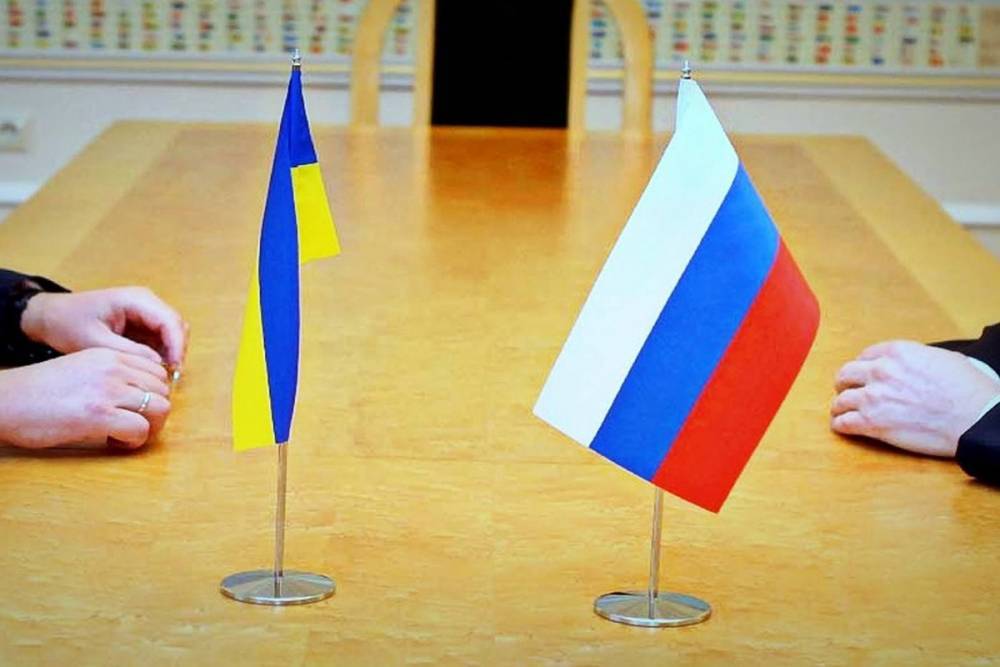 Владимир Зеленский - Руслан Бортник - Украина, как на сельской дискотеке, перемигивается с Россией - news-front.info - Россия - Украина - Зеленский - Крым