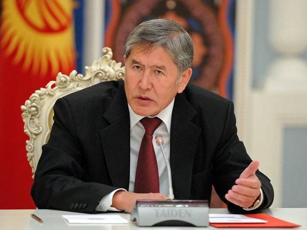 Алмазбек Атамбаев - Сергей Слесарев - Атамбаева обвинили в коррупции - polit.ru - Киргизия