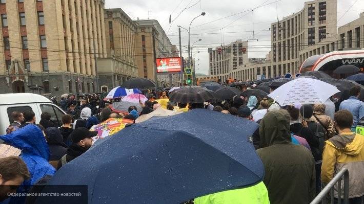 Иван Жданов - В Москве задержали Бориса Золотаревского за призывы к беспорядкам после митинга - newinform.com - Москва