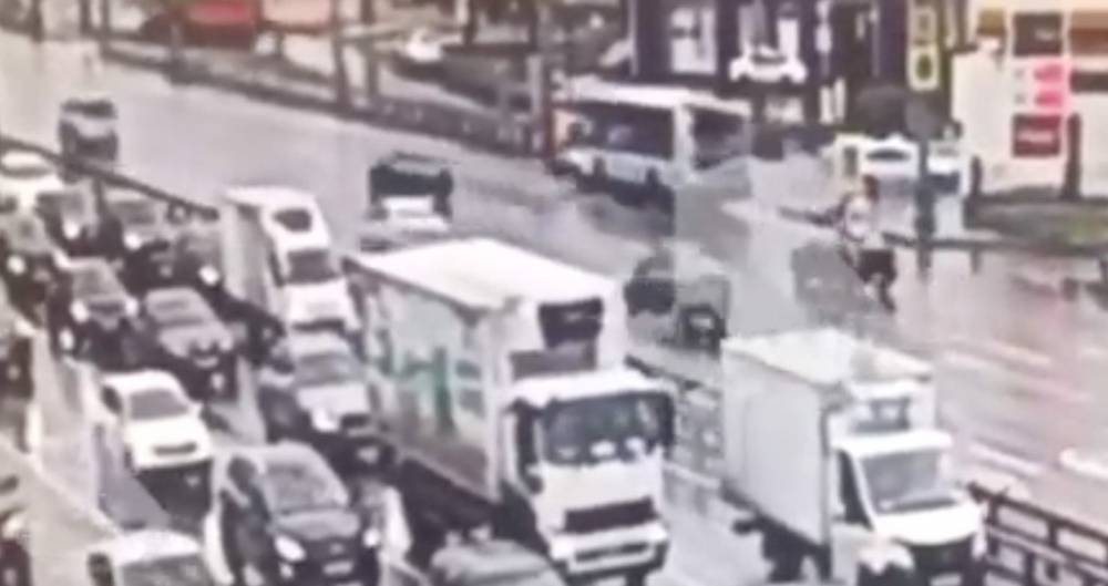 Опубликовано видео с места ДТП на Ленинградском шоссе - m24.ru - Москва