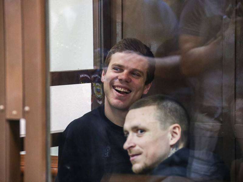 Вместе с Кокориным и Мамаевым сидят наркоманы и убийцы - news.ru
