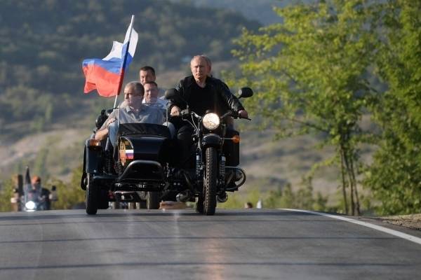 Михаил Развожаев - Сергей Аксенов - Киев выразил протест из-за поездки Владимира Путина в Крым - govoritmoskva.ru - Россия - Украина - Крым - Севастополь