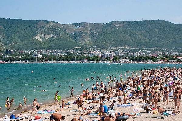 Геленджик, Новороссийск и Крымск остались без воды из-за треснувшей трубы - trud.ru - Краснодарский край - Приморье край - Новороссийск - Крымск - Геленджик