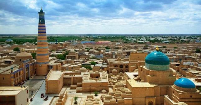 Азиз Абдухакимов - Что мешает превращению Узбекистана в туристический край? - dialog.tj - Узбекистан