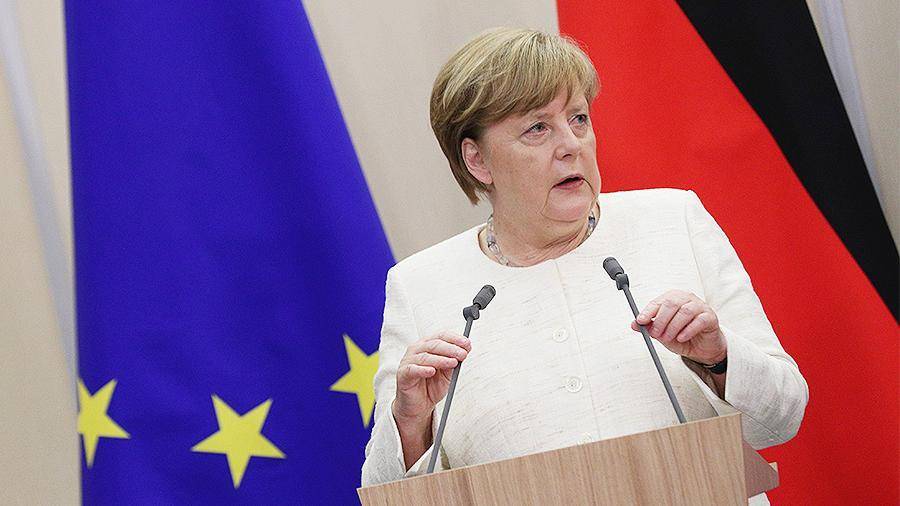 Ангела Меркель - Ричард Гренелл - Меркель назвала «хорошие причины» для размещения войск США в Германии - iz.ru - США - Германия - Польша - Берлин
