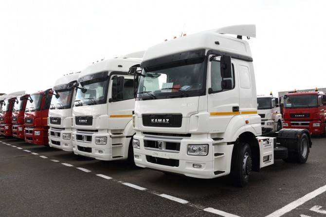 КАМАЗ в 1 полугодии сократил продажи грузовиков в России на 10% - autostat.ru - Россия - Камаз