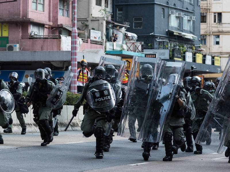Жан-Ив Ле-Дриан - Отряды военной полиции Китая собрали возле границы с Гонконгом - news.ru - Китай - Гонконг - Франция