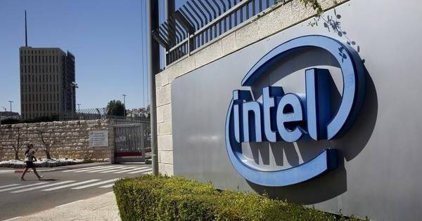 Запуск 10-нм чипов не решил проблему дефицита процессоров Intel - cnews.ru - Китай - США