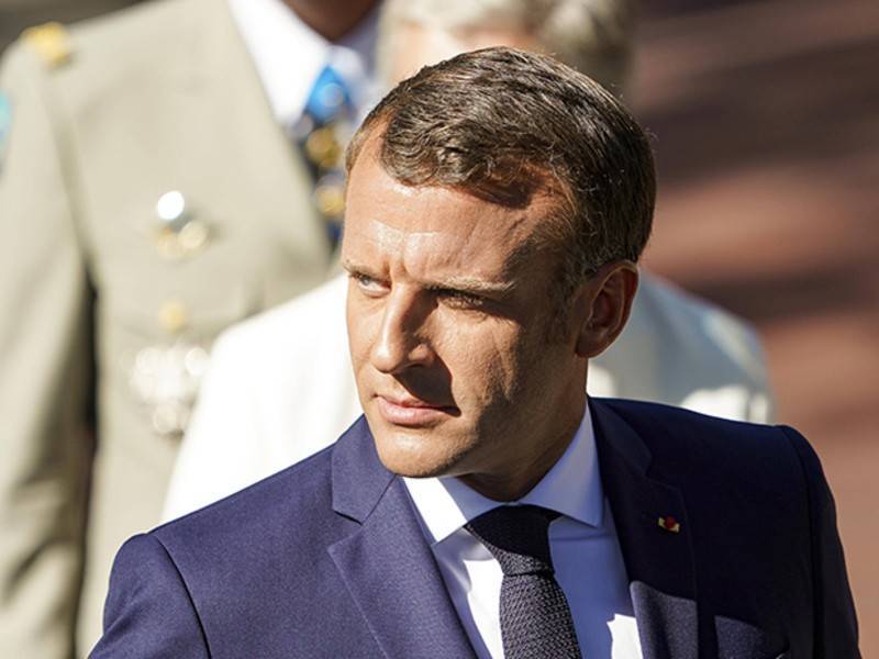 Макрон призвал французов отказаться от насилия - news.ru - Франция