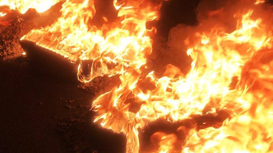 Женщина и трое детей погибли в результате пожара в Иркутской области - iz.ru - Иркутская обл. - район Усольский