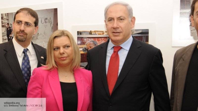 Сара Нетаньяху - Нетаньяху вылетел в Киев со скандалом, который устроила его жена в самолете - politros.com - Украина - Киев - Израиль - Киев