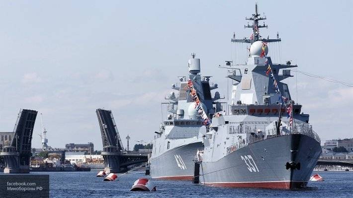 Владимир Комоедов - Комоедов рассказал, что ВМФ РФ ведет стратегию эффективного преимущества - newinform.com - Россия - США