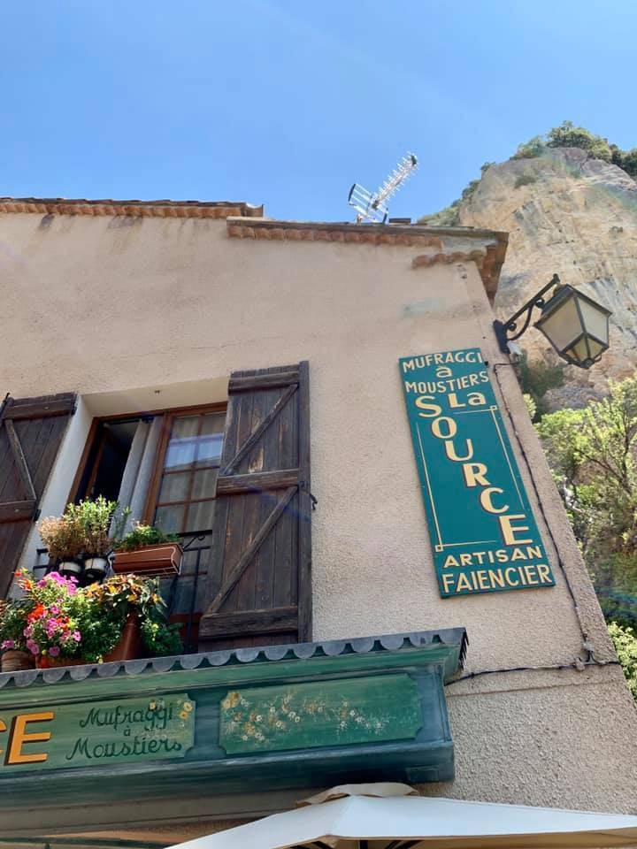 Владимир Зеленский - Юрий Луценко - Луценко махнул рукой на все и укатил отдыхать в Прованс - politnavigator.net