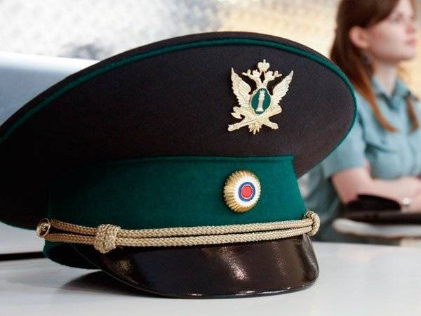 Невыездные россияне за половину 2019 года погасили 45 млрд долгов - polit.ru - Россия