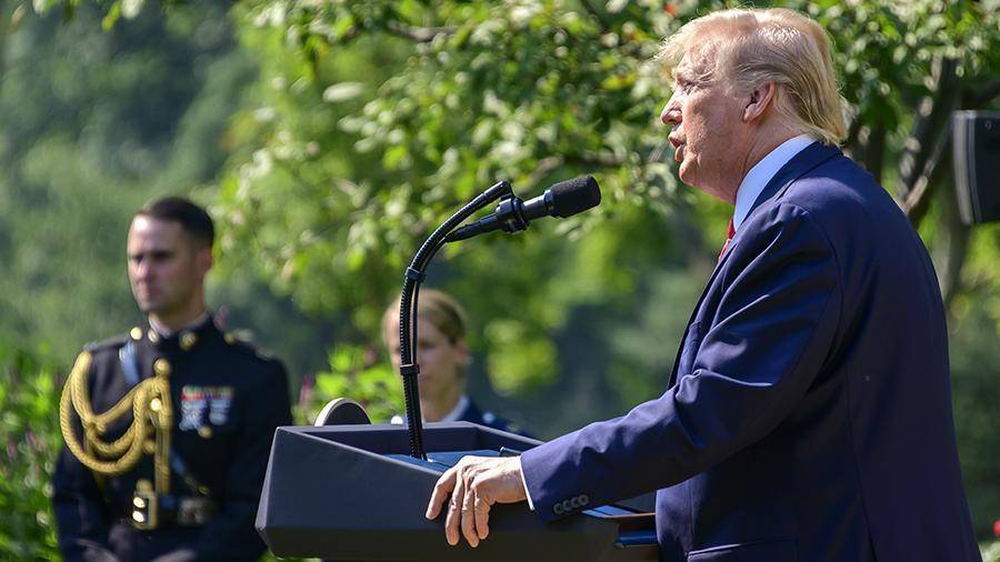 Дональд Трамп - Николас Мадуро - Хуан Гуайд - Трамп не исключил введения блокады против Венесуэлы - iz.ru - Россия - Китай - США - Вашингтон - Мексика - Венесуэла - Канада - Гватемала