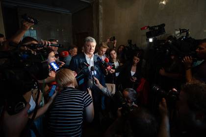 Петр Порошенко - Андрей Портнов - Порошенко отказался каяться перед журналистами - lenta.ru - Украина