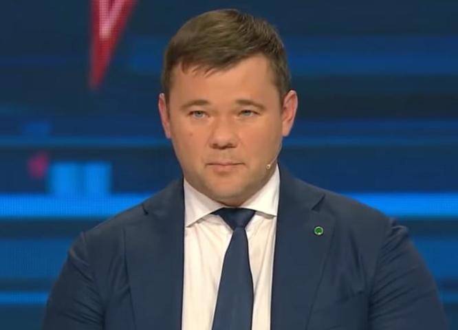 Владимир Зеленский - Андрей Богдан - Игорь Коломойский - СМИ: Глава администрации Зеленского подал в отставку - vm.ru - Украина