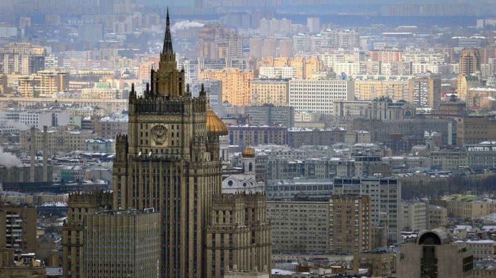 Дональд Трамп - Владимир Путин - Мария Захарова - МИД РФ назвал предложение Трампа о помощи шагом к восстановлению диалога - riafan.ru - Москва - Россия - США - Красноярск