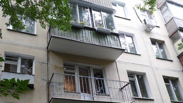 В Воронеже два маленьких брата оказались запертыми на балконе – Новости Воронежа и Воронежской области – Вести Воронеж - vestivrn.ru - Воронеж