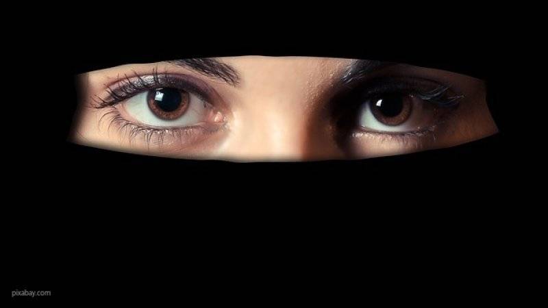 Егор Малков - Азиз Аль-Сауд - король Салман - Женщины в Саудовской Аравии получили право на самостоятельное путешествие - nation-news.ru - США - Саудовская Аравия