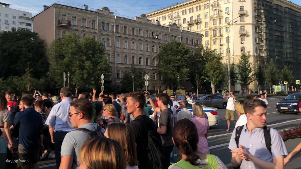 Любовь Соболь - Алеся Рябцева - Илья Яшин - Власти Москвы одобрили акцию за допуск независимых кандидатов 10 августа - politexpert.net - Москва - Россия