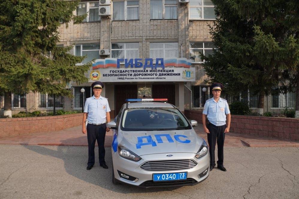 Ульяновские инспекторы помогли пенсионеру отремонтировать автомобиль - ulpravda.ru - Россия - Ульяновск - Ульяновская