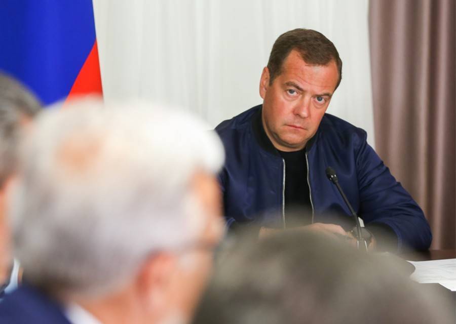 Дмитрий Медведев - Медведев оценил ситуацию с недобросовестными подрядчиками - m24.ru - Москва - Россия