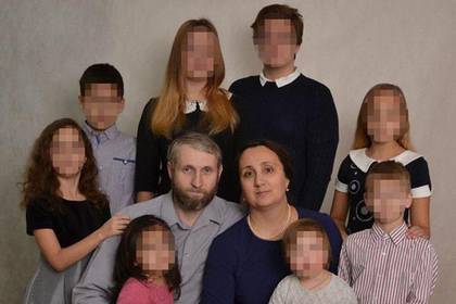 Привязавшей мальчика к столбу российской семье вернули приемных детей - lenta.ru - Ярославская обл. - Ярославль