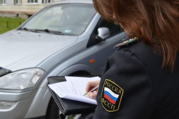 Арест автомобиля побудил сыктывкарца выплатить алименты сыну - bnkomi.ru - респ. Коми - Сыктывкар