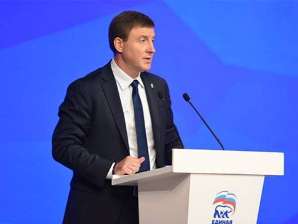 Андрей Турчак - Турчак предложил реформировать российскую систему борьбы с лесными пожарами - polit.ru - Россия