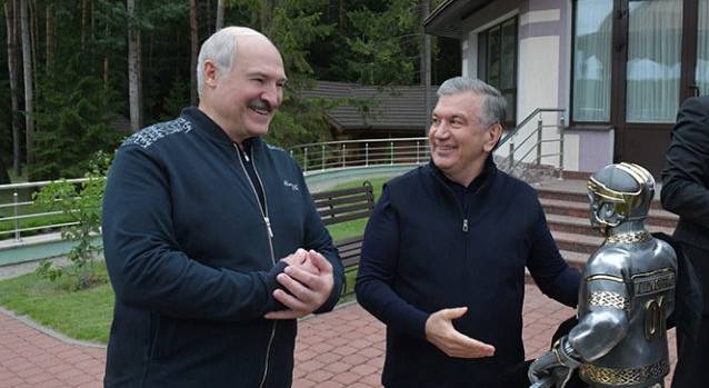 Николай Лукашенко - От "Майбаха" до водки: ТОП подарков Лукашенко - udf.by - Сочи - Узбекистан - Белоруссия - Минск