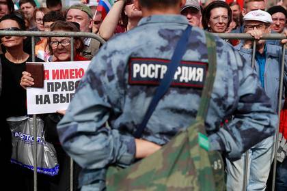 Кирилл Жуков - Число задержанных за массовые беспорядки в Москве увеличилось вдвое - lenta.ru - Москва