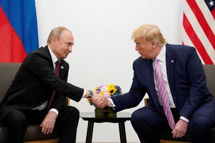 Дональд Трамп - Владимир Путин - Роберт Мюллер - Стали известны подробности телефонных переговоров Путина и Трампа - lenta.ru - Россия - США