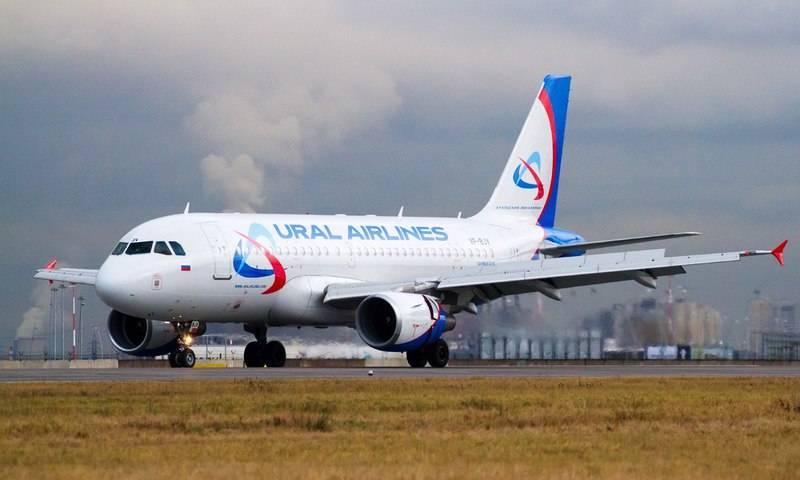 Самолет «Уральских авиалиний» совершил аварийную посадку в аэропорту Сочи - bloknot.ru - Сочи - Тель-Авив