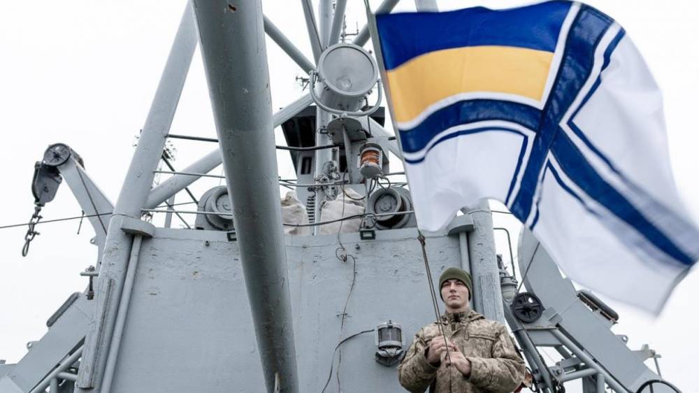 Андрей Рыженко - В ВМС Украины заявили о заходе своего корабля в зону российских учений - riafan.ru - Украина - Киев