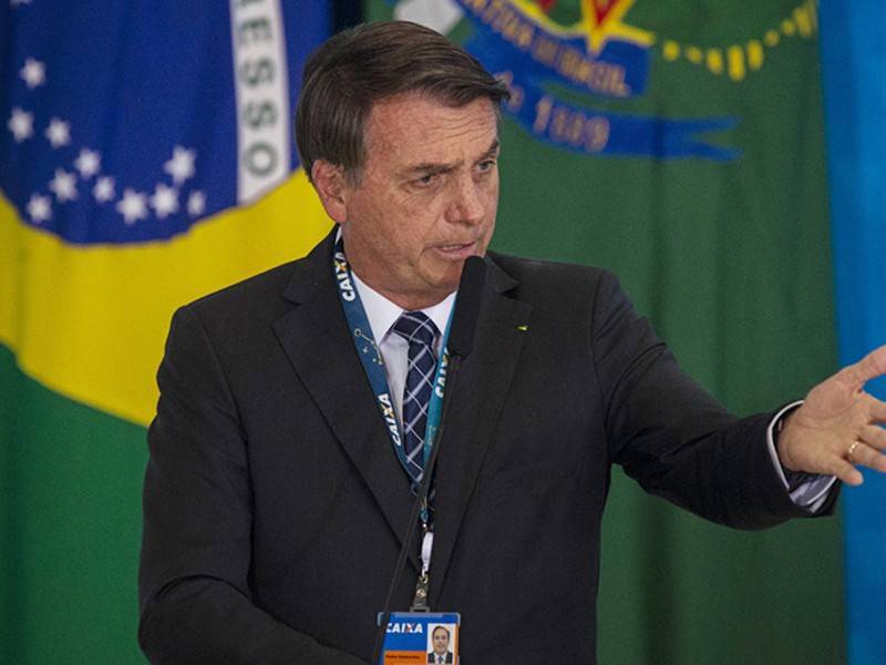 Президент Бразилии потребовал от Макрона извинений - news.ru - Франция - Бразилия