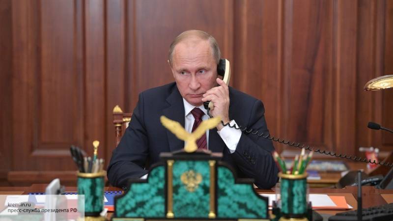 Владимир Путин - Ангела Меркель - Путин - Путин обсудил по телефону с Меркель подготовку к саммиту в «нормандском формате» - politros.com - Россия - Сирия - Украина - Германия - Ливия - Меркель